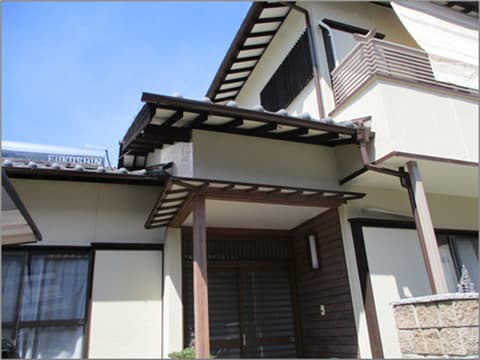 塗装塗り替え工事後の戸建て住宅1階南面の状況