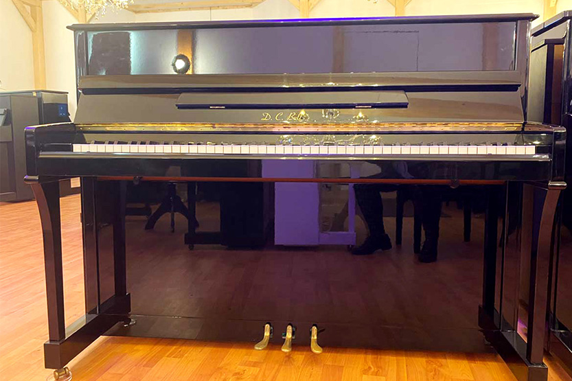 Klavier D.C.Bell 110 Klassik schwarz poliert 