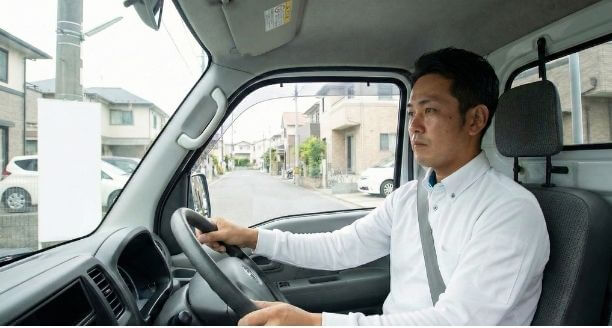 蜂駆除基本料金800円～