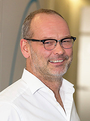 Dr. Wolfgang Dinkelacker