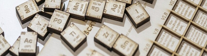 当社は、千葉県市原市にて創業し『 非鉄金属原料問屋 』 として大手非鉄製錬所より直納問屋指定を受け 日松金属㈱「銅/亜鉛滓・廃バッテリ高価買取」