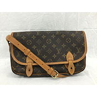  LOUIS VUITTON(ルイヴィトン) モノグラム ジベシエールMM M42247 ショルダーバッグ