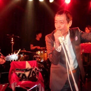E' マスター