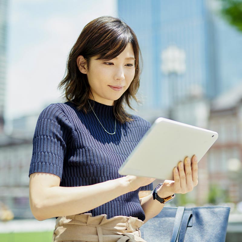 女性スタッフ